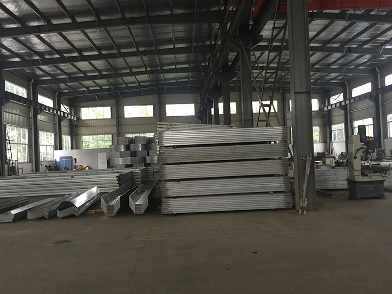 ���a�F��